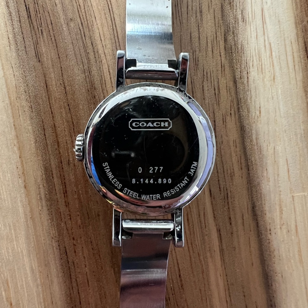COACH mother of pearl bangle watch - Picture 2 of 5